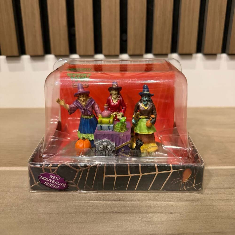 Lemax Spooky Town Potion Time Trio of Witches Halloween Village Accent 23950